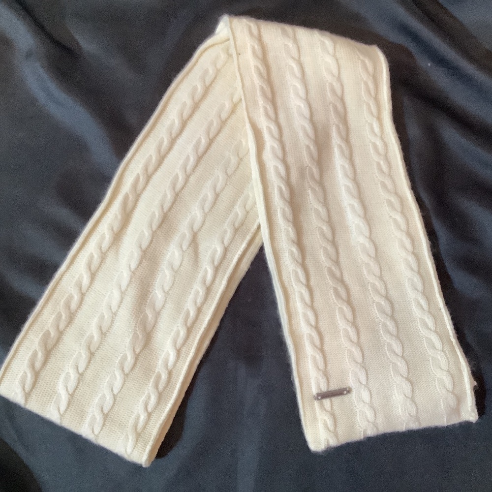 EUC‎ Harley Davidson cream Scarf BOGO